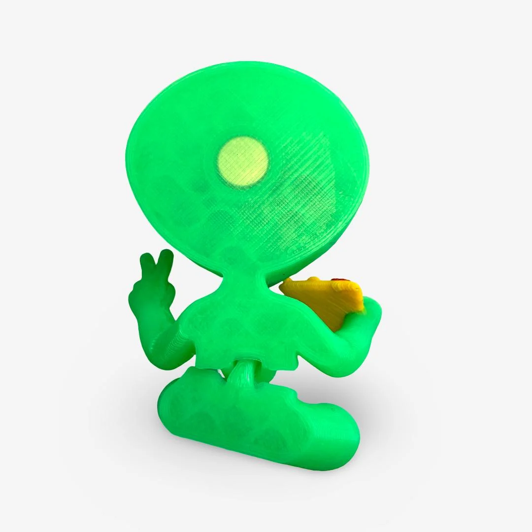 Mini 3D drukāts citplanētietis ar picas šķēli – magnēts