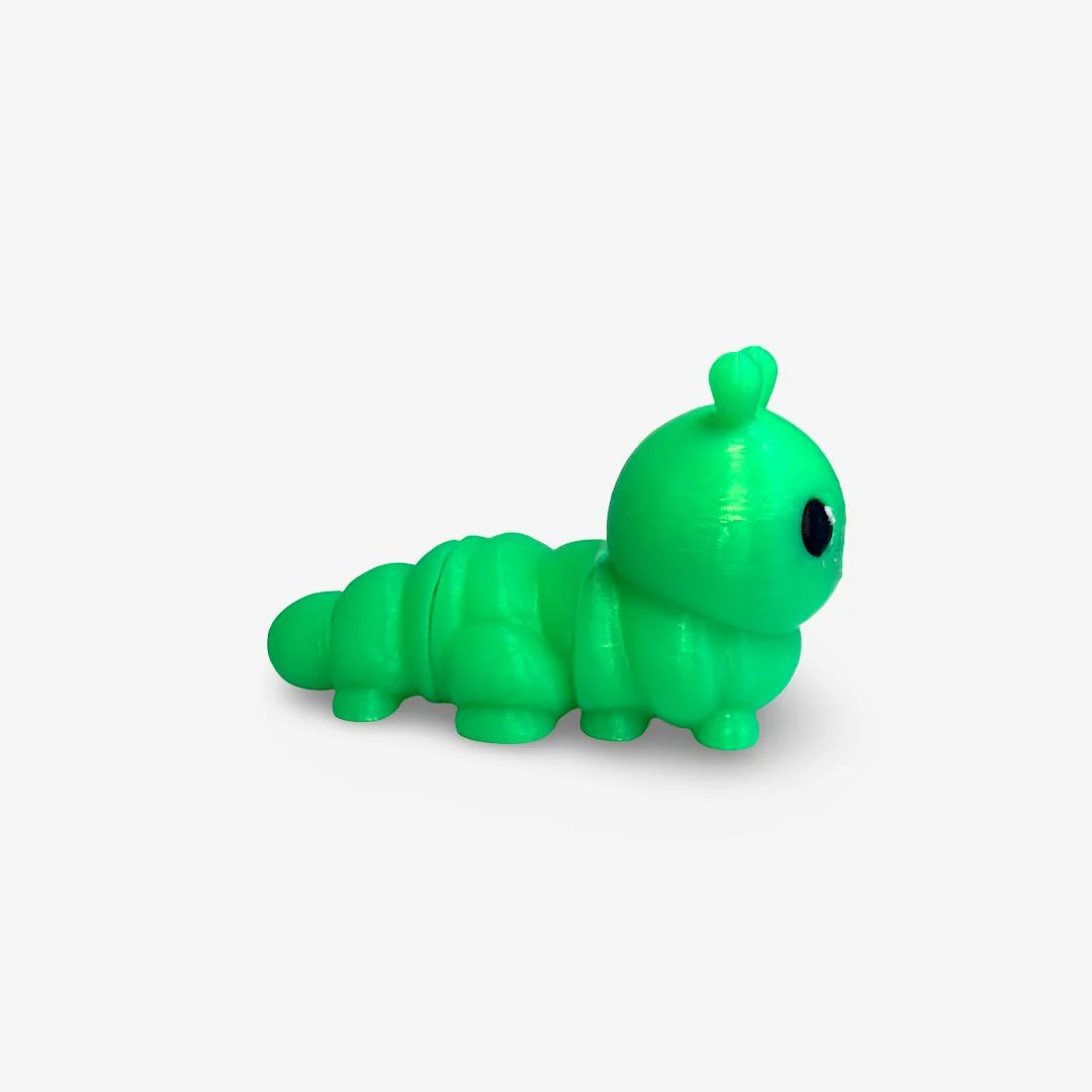 3D drukāts kustīgs zaļš tārpiņš ar magnētu